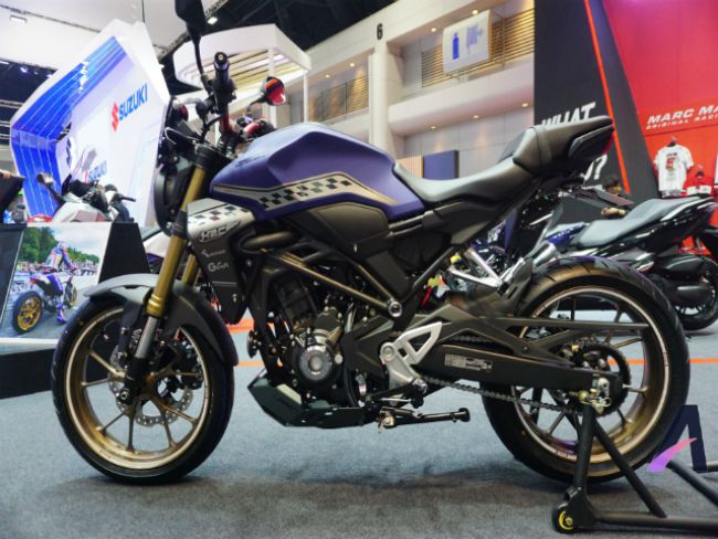 qua dep 2019 honda cb300r navy street racer gia 118 trieu dong hinh anh 14