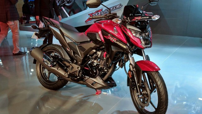 honda x-blade moi sap ra mat, quyet dau suzuki gixxer 155 hinh anh 1