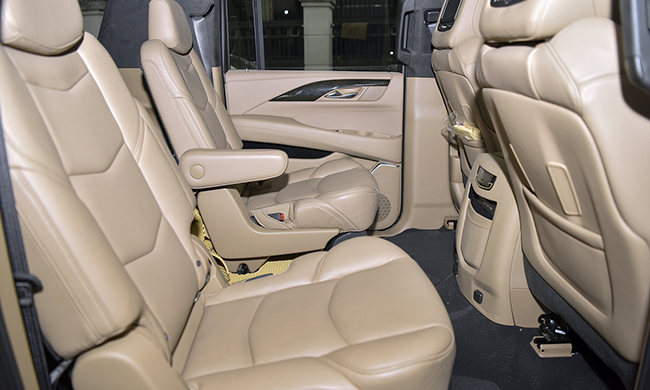 can canh “khung long” cadillac escalade esv 2019 gia hon 10 ty tai viet nam hinh anh 9