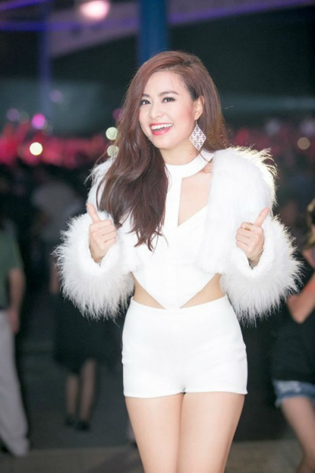 dinh cao nhan sac cua hoang thuy linh tuoi 31: tu nha ra pho luon goi cam hinh anh 6