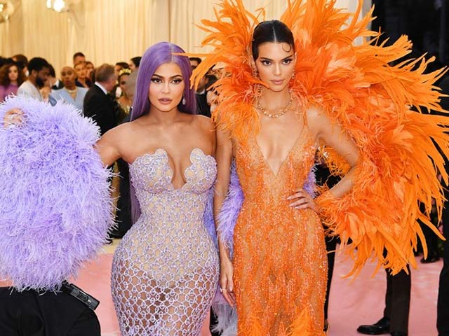 13 khuôn mặt được trang điểm đẹp nhất ở Met Gala 2019