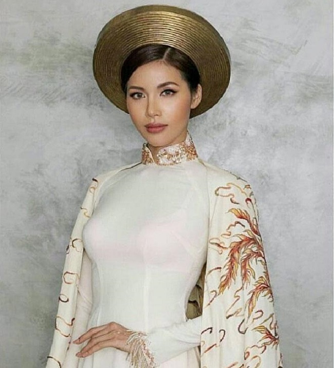 ao dai bien tau khien dan mang tranh cai hinh anh 6