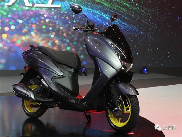 Cận cảnh 2019 Yamaha Avenue giá 38 triệu đồng khiến Honda PCX giật mình