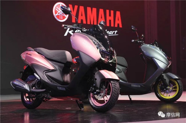 can canh 2019 yamaha avenue gia 38 trieu dong khien honda pcx giat minh hinh anh 1