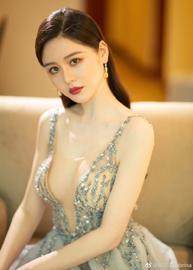 bi mat nhan sac cua 2 bieu tuong goi cam the he 9x trung quoc hinh anh 1