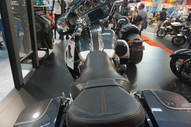 ngam sieu xe harley-davidson dat nhat co gia 2 ty dong tai vietnam autoexpo 2019 hinh anh 8