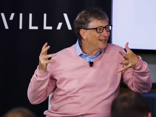 Tỷ phú Bill Gates thừa nhận mất 400 tỷ USD vì chậm chân hơn Google