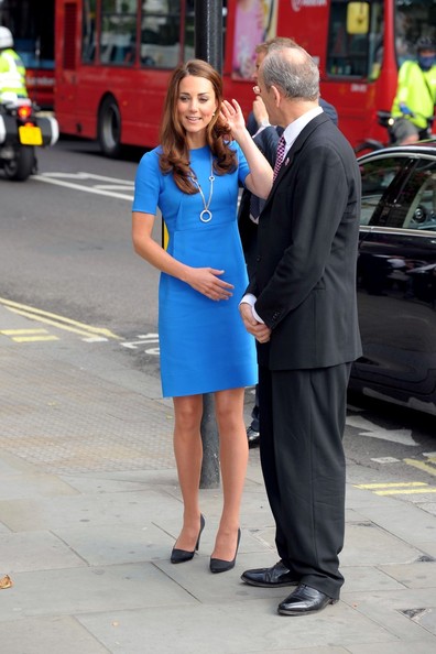 Kate Middleton và chiếc vòng cổ đắt giá