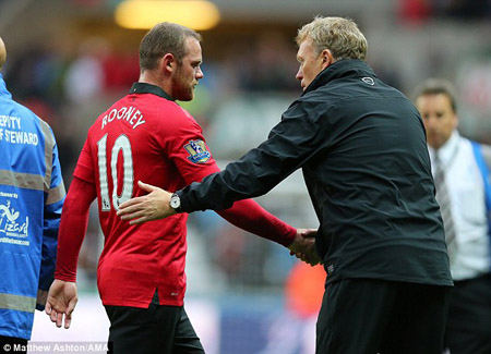 Moyes đã thuyết phục thành công Rooney ở lại 1 mùa nữa