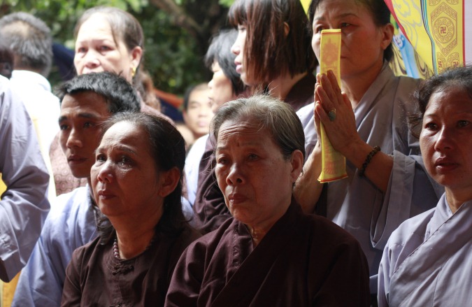 Vu Lan là một ngày đặc biệt đối với các Phật tử. Xem họ khóc trong niềm cảm động và sự tôn sùng của họ dành cho các tổ tiên là những trải nghiệm không thể tả thành lời. Hãy cùng chung tay báo hiếu và tôn vinh các bậc tiền bối.