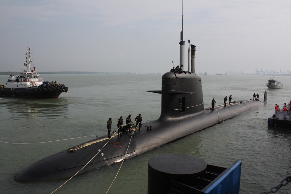 Tàu ngầm Scorpene được chuyển giao cho hải quân Malaysia