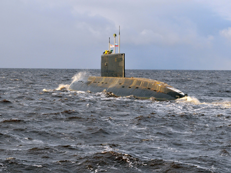 Sau vụ chìm tàu ngầm Sindurakshak, Ấn Độ có thể sẽ mua bản quyền của Nga để đóng tàu ngầm điện-diesel lớp Kilo.