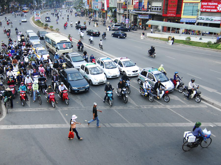 heo đại diện?Bộ Y tế, Cục Y tế giao thông (Bộ?GTVT) đã gửi  sang bộ văn bản dựa trên nền dự thảo cũ đã bị bác bỏ, trong đó có quy định “ngực lép không được lái xe”. L.H.T