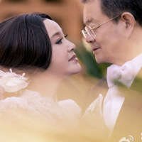Lưu Hiểu Khánh và ông xã Vương Hiểu Ngọc trong ngày cưới.
