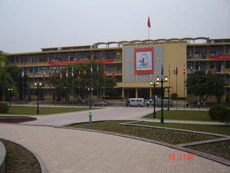 Giảng đường Trường  Đại học  Bách khoa Hà  Nội.