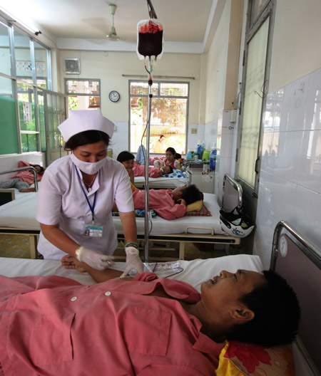 Điều trị bệnh nhân SXH tại Bệnh viện  Đa khoa tỉnh Khánh Hòa