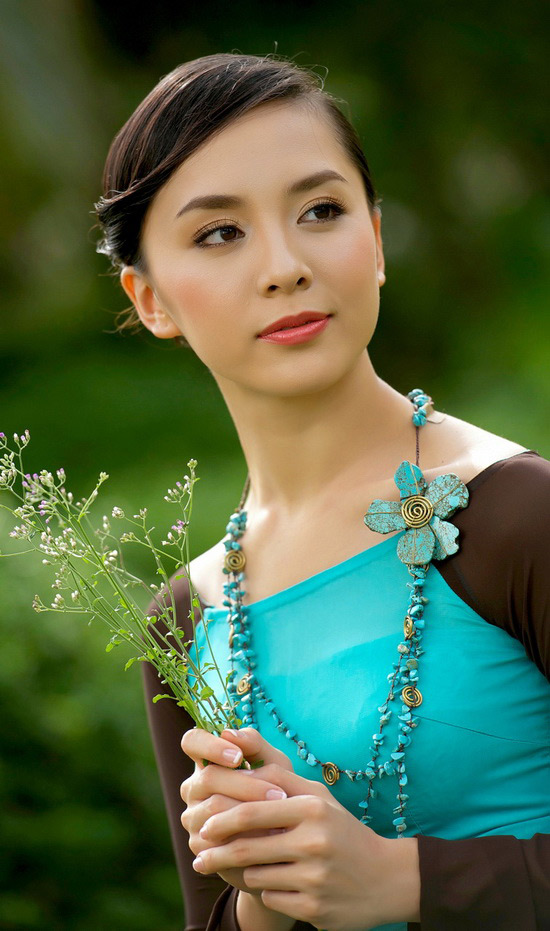 Á hậu hoàn vũ Dương Trương Thiên Lý: Kế thừa nét đẹp truyền thống của phụ nữ Đồng Tháp
