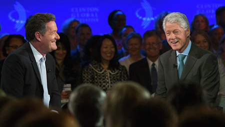 Ông Bill Clinton trong cuộc nói chuyện trên kênh truyền hình CNN hôm 24.9, tại New York (Mỹ)
