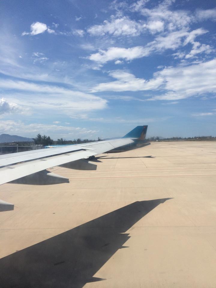 Bay Từ Nội Bài Đi Tân Sơn Nhất, Máy Bay Vietnam Airlines “Quá Cảnh” Cam Ranh