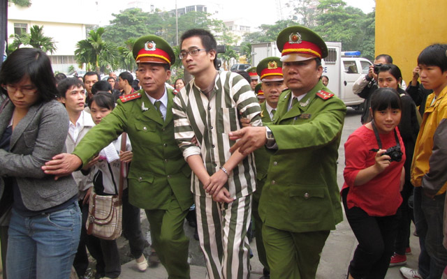 Tình trạng tù nhân trong các trại giam ở Việt Nam  Tiếng Việt