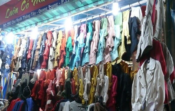 Chợ Đêm Hạnh Thông Tây Gò Vấp  Kinh nghiệm lấy sỉ chợ Hạnh Thông Tây khi  kinh doanh quần áo  Để đến chợ Hạnh Thông Tây bạn có thể đi
