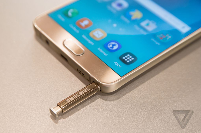 tren tay chiec samsung galaxy note 5 vua ra mat hinh anh 14