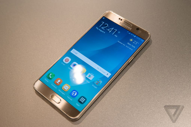 tren tay chiec samsung galaxy note 5 vua ra mat hinh anh 8