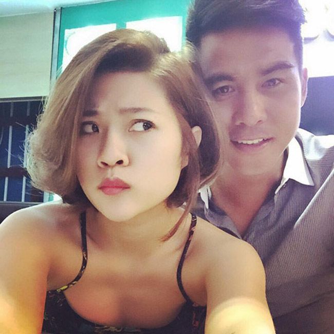 ve dep nong bong cua nu dj “troi chan” cau thu viet thang hinh anh 1