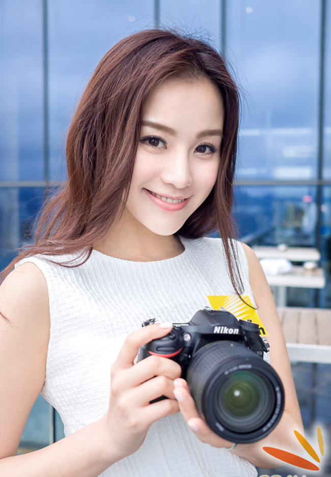 ngam my nu rang ngoi ben may anh nikon hinh anh 8