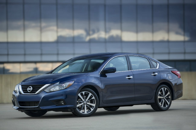 nissan altima 2016: thiet ke sac net, an xang it hinh anh 3