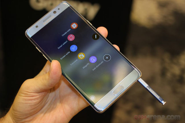 anh: tren tay samsung galaxy note 7 vua ra mat hinh anh 2