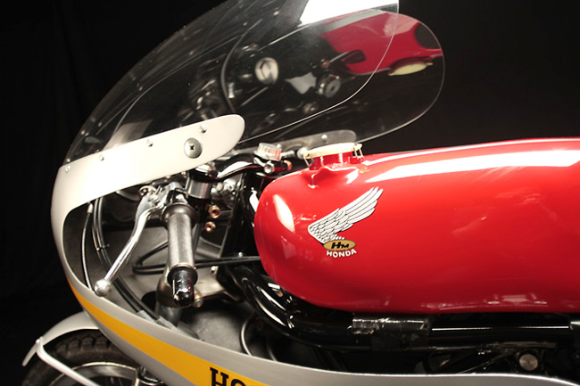 honda rc166: 