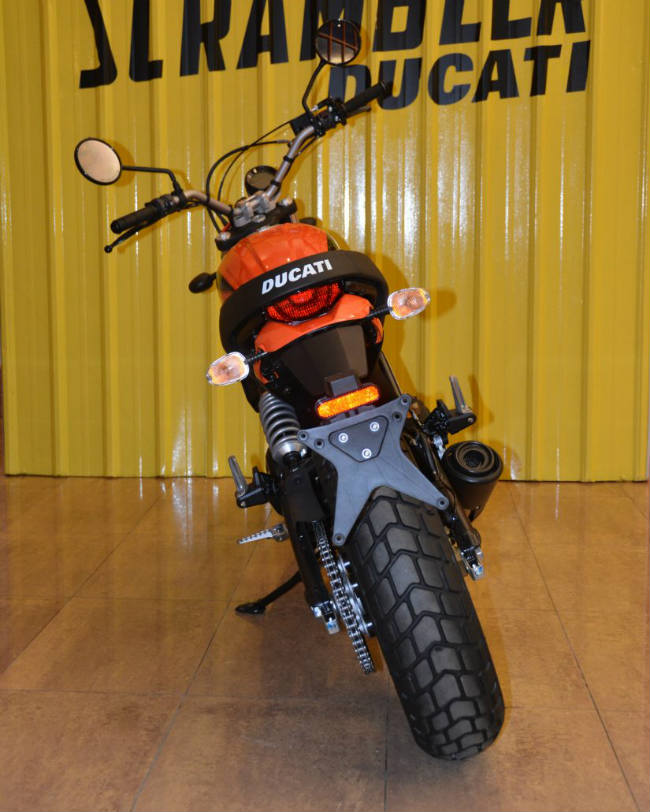 Đánh giá Ducati Scrambler Sixty2 Công tử đô thành
