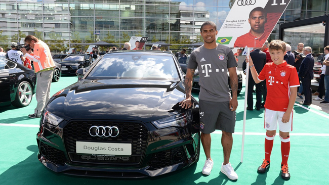 “dan sao” bayern munich hao hung nhan xe khung tu audi hinh anh 8