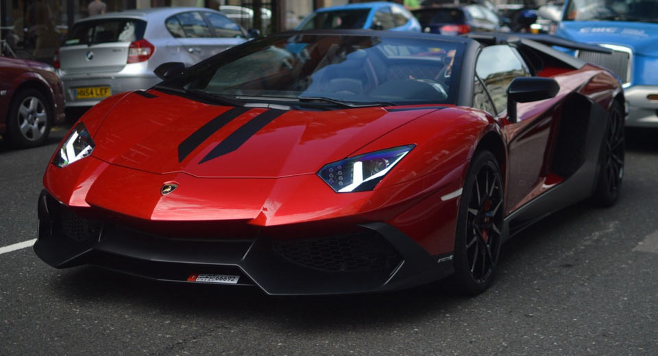 Lamborghini Aventador LP 720-4 