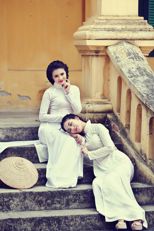 em gai cong vinh mac ao dai nho lai ngay khai giang hinh anh 12