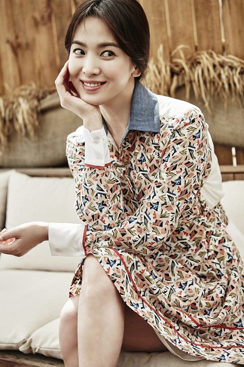 Style diện váy mùa hè trẻ trung của Song Hye Kyo | Tin tức Online