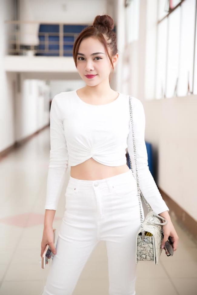 ho quang hieu khoe nguoi tinh man anh xinh dep chang kem bao anh hinh anh 7