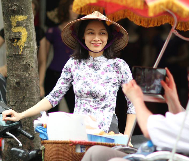 vo vo su doan bao chau dau cao thu vinh xuan: qua khu khien khan gia ngo ngang hinh anh 14