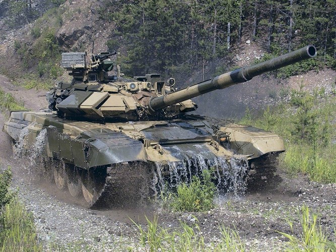 Xe tăng T-90S: Xe tăng T-90S là phiên bản nâng cấp của T-90 với đầy đủ các tính năng cao cấp như công nghệ radar, hệ thống giám sát và điều khiển từ xa. Bức hình liên quan đến Xe tăng T-90S sẽ khiến bạn bất ngờ với những tính năng độc đáo của nó.