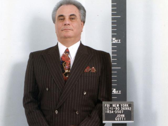Trùm mafia khét tiếng nhất nước Mỹ: Sống trong “oanh liệt”, chết trong tù tội