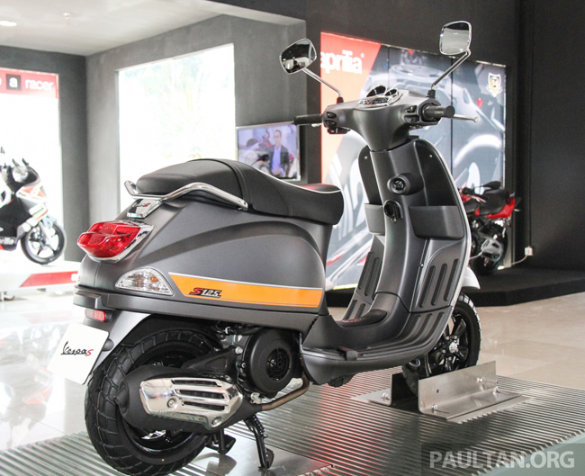 can canh ve dep cua 2017 vespa s 125 i-get hinh anh 6