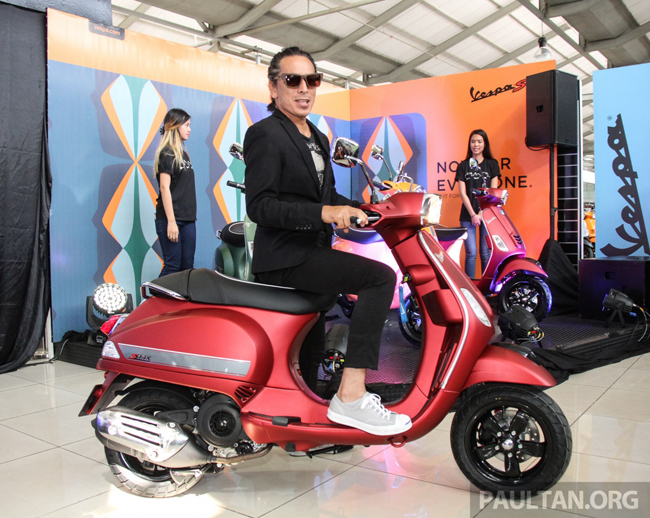 can canh ve dep cua 2017 vespa s 125 i-get hinh anh 8