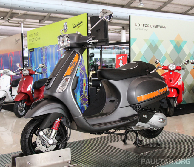 can canh ve dep cua 2017 vespa s 125 i-get hinh anh 5