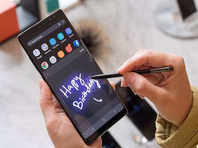 Galaxy Note8 bộ nhớ RAM 4 GB lộ diện, giá ”mềm”