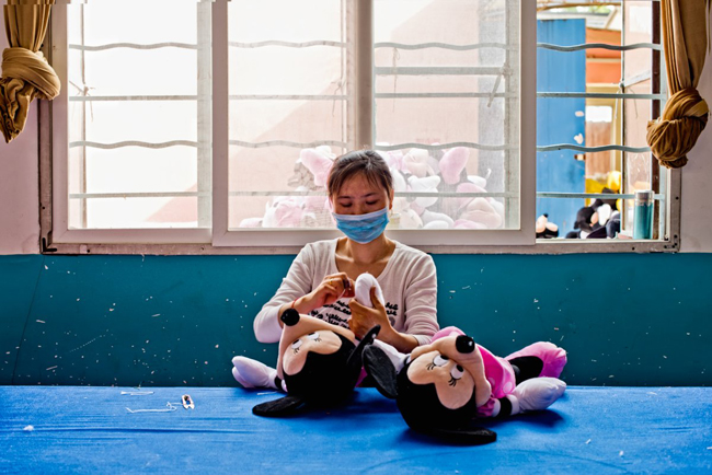 dot nhap cong xuong san xuat thu nhoi bong “khung” nhat nhi trung quoc hinh anh 15