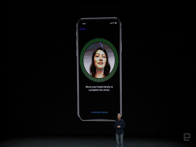 Face ID của iPhone X thông minh, tinh vi cỡ nào?