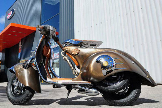 ho bien vespa springer sting cu thanh sieu quai vat hinh anh 8