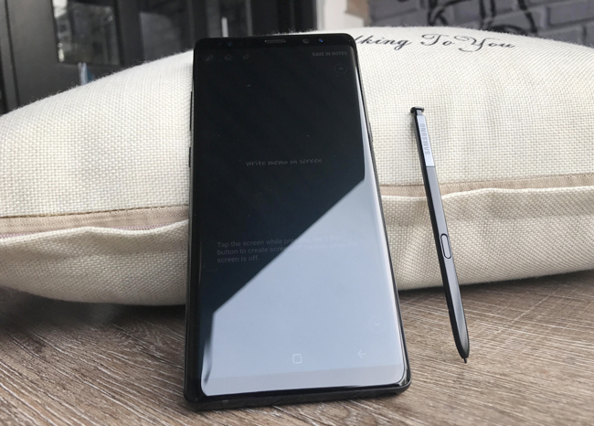 tren tay samsung galaxy note 8 mau den huyen bi sieu dep hinh anh 9