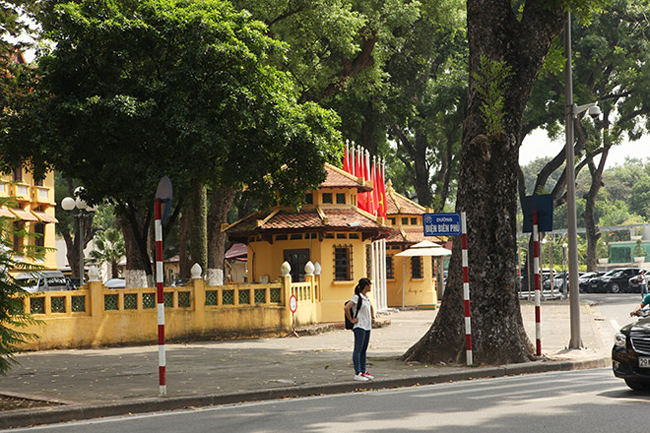 choang ngop kien truc toa nha tram mai 